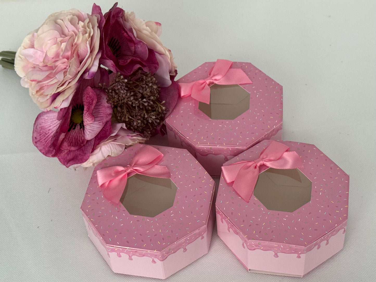 Doughnut Sprinkle Donut Themed Favour Boxes - Pink and White