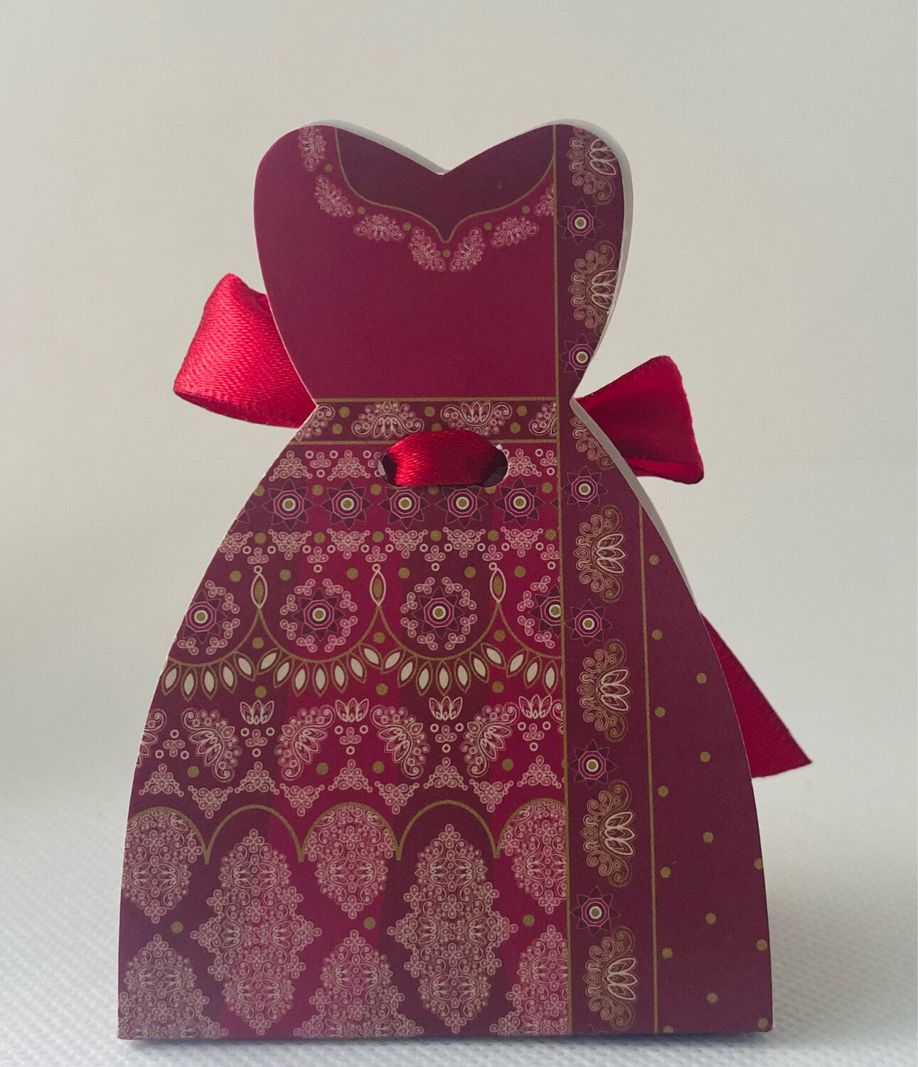 Bride and Groom Wedding Favours - Dark Red Bride /Black Groom